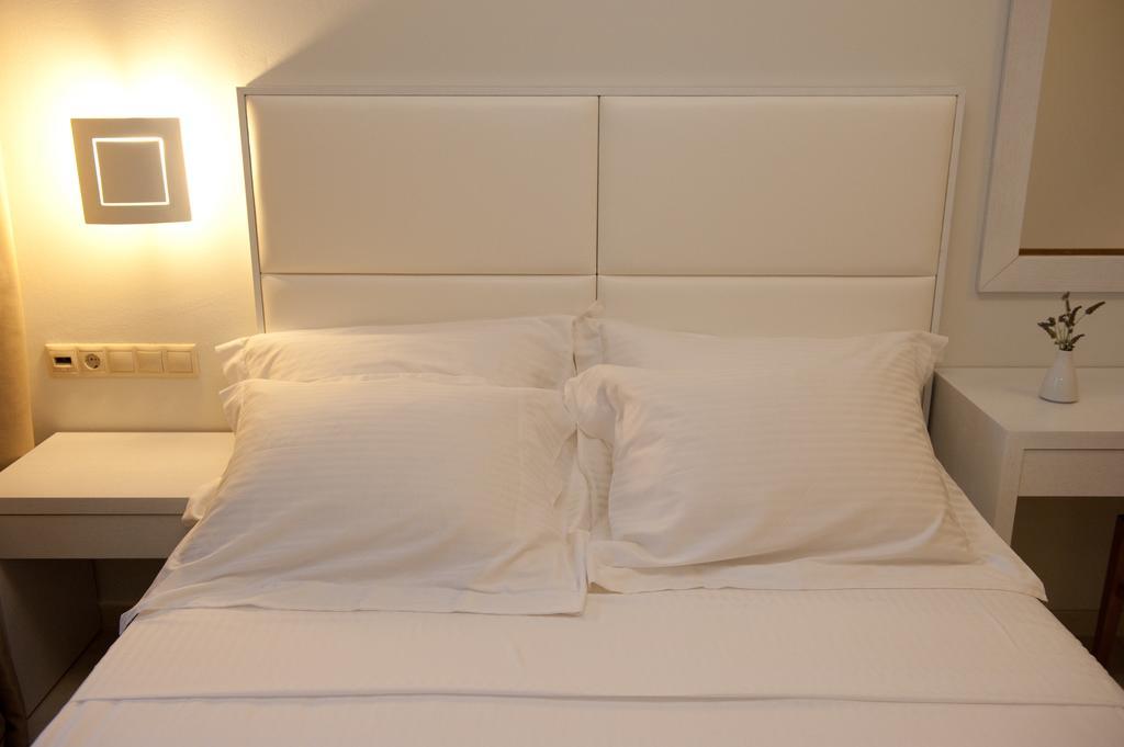 Aphrodite Samos Suites Marathokampos Exterior photo