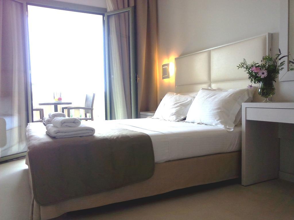 Aphrodite Samos Suites Marathokampos Exterior photo