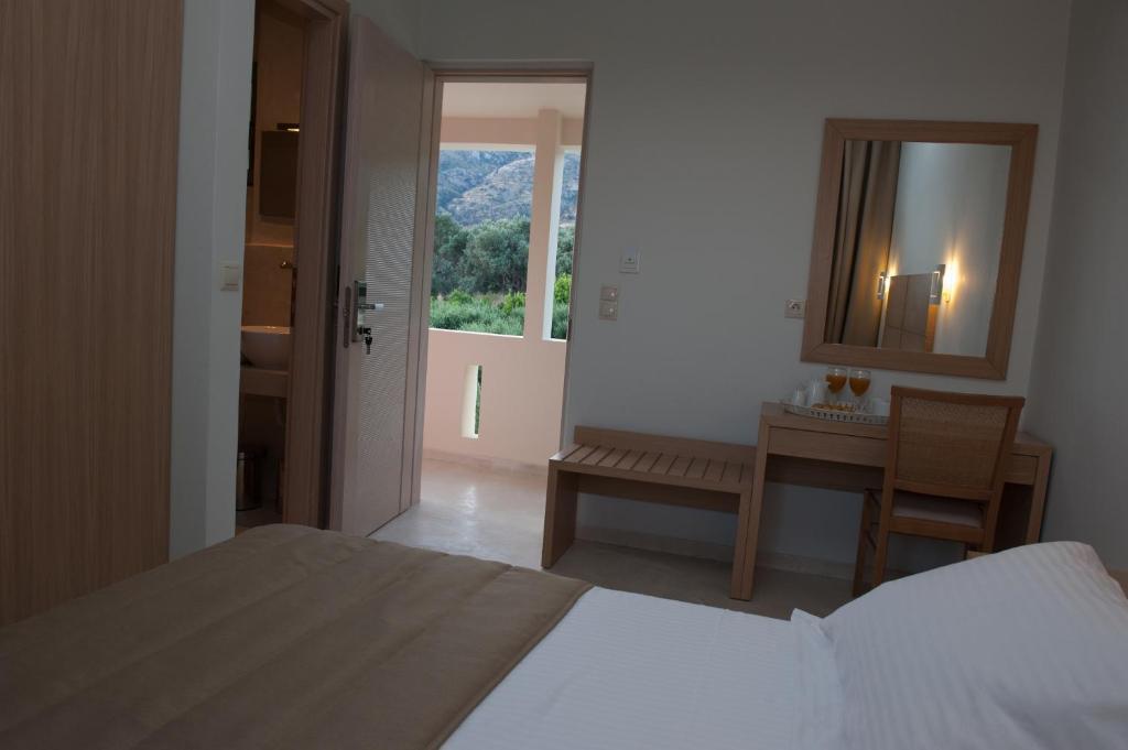 Aphrodite Samos Suites Marathokampos Room photo